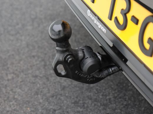 Volkswagen Golf 1.5 eHybrid 272 Pk Automaat GTE | Nieuw Model | Matrix LED | Panoramadak | Head-Up | 360 Camera |... ActivLease financial lease