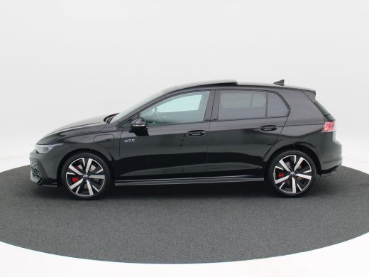 Volkswagen Golf 1.5 eHybrid 272 Pk Automaat GTE | Nieuw Model | Matrix LED | Panoramadak | Head-Up | 360 Camera |... ActivLease financial lease