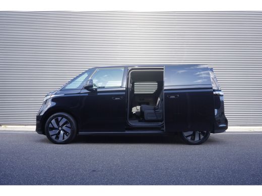 Volkswagen ID. Buzz Pro Advantage 204 pk, Stoelverwarming voor, elektrische voorruitverwarming, 19" lichtmetalen velg... ActivLease financial lease