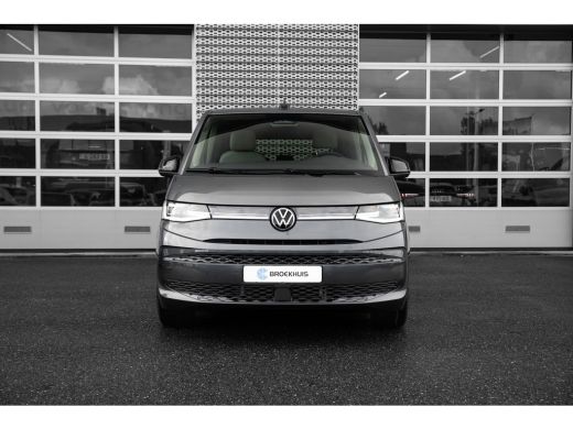 Volkswagen Multivan E-Hybrid 4-Motion | Trekhaak | Travel Assist | Easy open | Verwarmbaar stuur | Art Velours | Vis ... ActivLease financial lease