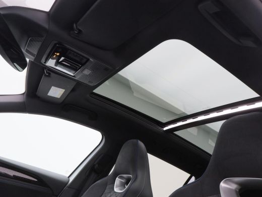 Volkswagen Passat Variant 1.5 eHybrid 272 Pk Automaat R-Line Edition | Matrix LED | Panoramadak | Head-Up | Black S... ActivLease financial lease