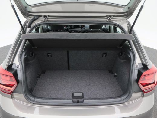 Volkswagen Polo 1.0 TSi Highline | Climatronic | Adaptive Cruise | LED Dagrijverlichting | Sportstoelen | 16 Inch... ActivLease financial lease