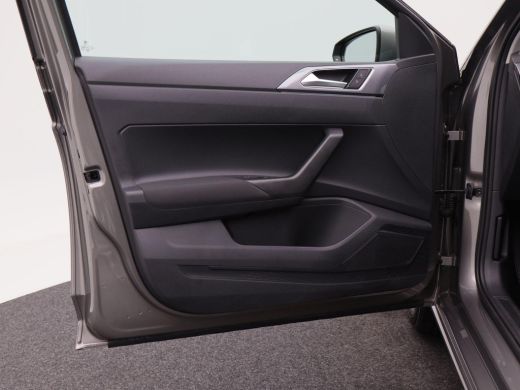 Volkswagen Polo 1.0 TSi Highline | Climatronic | Adaptive Cruise | LED Dagrijverlichting | Sportstoelen | 16 Inch... ActivLease financial lease