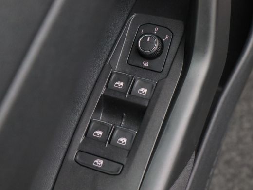 Volkswagen Polo 1.0 TSi Highline | Climatronic | Adaptive Cruise | LED Dagrijverlichting | Sportstoelen | 16 Inch... ActivLease financial lease