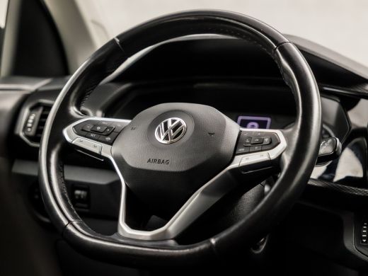 Volkswagen T-Cross 1.0 TSI Sport Automaat (APPLE CARPLAY, GROOT NAVI, GETINT GLAS, PARKEERSENSOREN, SPORTSTOELEN, LM... ActivLease financial lease