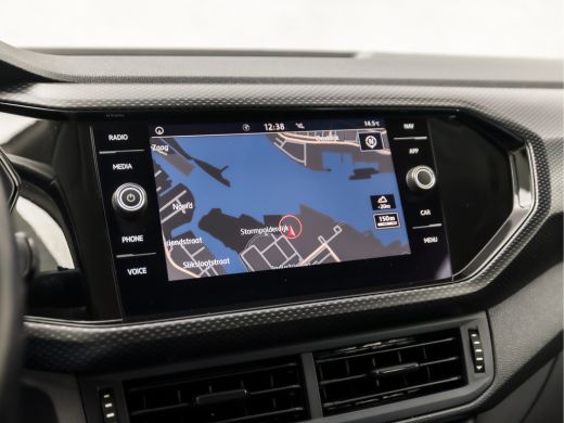 Volkswagen T-Cross 1.0 TSI Sport Automaat (APPLE CARPLAY, GROOT NAVI, GETINT GLAS, PARKEERSENSOREN, SPORTSTOELEN, LM... ActivLease financial lease