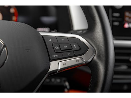 Volkswagen T-Roc 1.0 TSI Life | Apple Carplay | PDC V+A | ActivLease financial lease