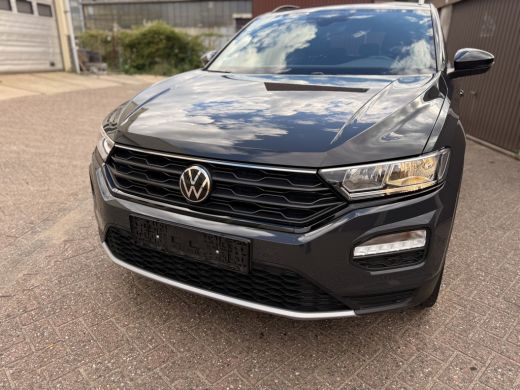 Volkswagen T-Roc 1.0 TSI Style ActivLease financial lease