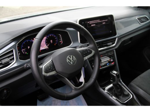 Volkswagen T-Roc 1.5 TSI Life Business ActivLease financial lease