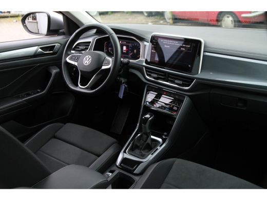 Volkswagen T-Roc 1.5 TSI Life Business ActivLease financial lease