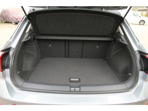 Volkswagen T-Roc 1.5 TSI Life Business ActivLease financial lease