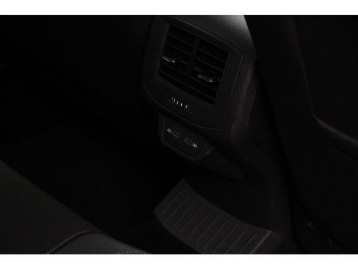 Volkswagen T-Roc 1.5 TSI Life Business ActivLease financial lease