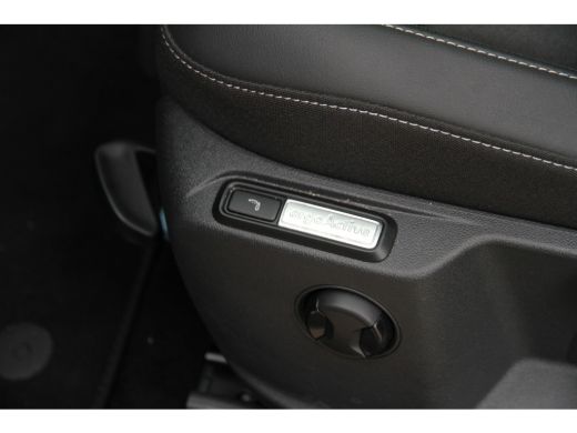 Volkswagen T-Roc 1.5 TSI Life Business ActivLease financial lease