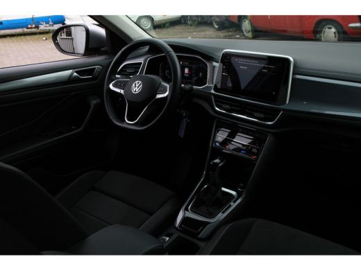 Volkswagen T-Roc 1.5 TSI Life Business ActivLease financial lease