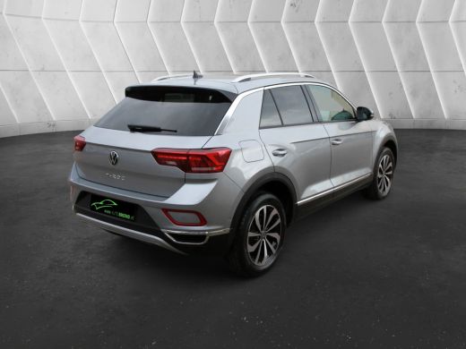 Volkswagen T-Roc 1.5 TSI Life Business ActivLease financial lease