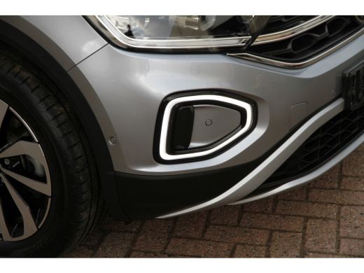 Volkswagen T-Roc 1.5 TSI Life Business ActivLease financial lease