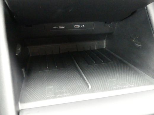 Volkswagen Tiguan 1.5 eTSI 150PK Life Edition DSG-7 | TREKHAAK | ADAPTIVE CRUISE | STOEL+STUUR+VOORRUITVERWARMING |... ActivLease financial lease