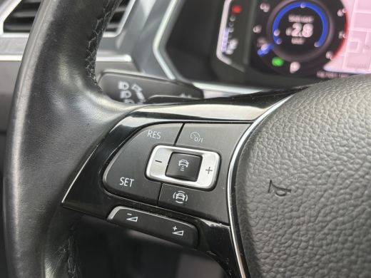 Volkswagen Tiguan Allspace 1.5 TSI Highline Business R 7persoons | R Line | Automaat | Pano ActivLease financial lease