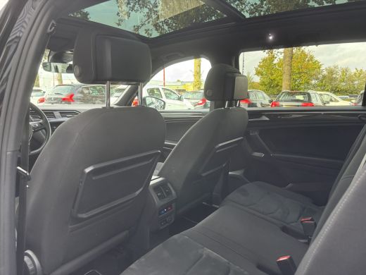 Volkswagen Tiguan Allspace 1.5 TSI Highline Business R 7persoons | R Line | Automaat | Pano ActivLease financial lease