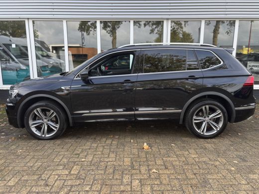 Volkswagen Tiguan Allspace 1.5 TSI Highline Business R 7persoons | R Line | Automaat | Pano ActivLease financial lease