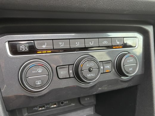 Volkswagen Tiguan Allspace 1.5 TSI Highline Business R 7persoons | R Line | Automaat | Pano ActivLease financial lease