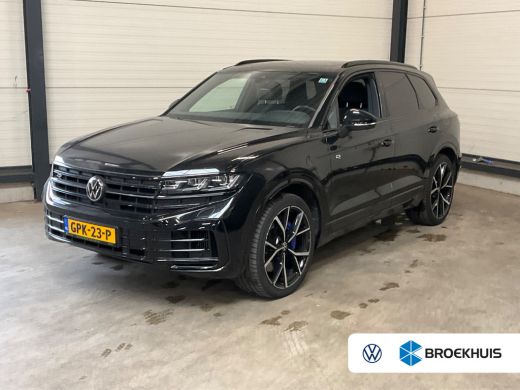 Volkswagen Touareg 3.0 TSi 462 pk eHybrid 4MOTION R | Wegklapbare Trekhaak | Panoramadak | Luchtvering | Rondomzicht... Volkswagen Touareg 3.0 TSi 462 pk eHybrid 4MOTION R | Wegklapbare Trekhaak | Panoramadak | Luchtvering | Rondomzicht...