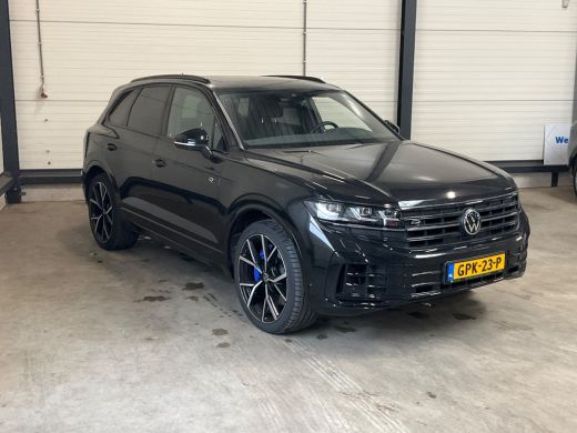 Volkswagen Touareg 3.0 TSi 462 pk eHybrid 4MOTION R | Wegklapbare Trekhaak | Panoramadak | Luchtvering | Rondomzicht... ActivLease financial lease