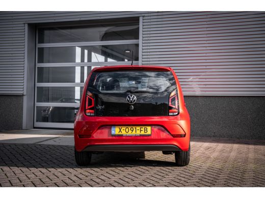 Volkswagen up! 1.0 | Achteruitrijcamera | Airco (automatisch) | Cruise control ActivLease financial lease