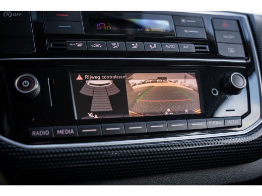 Volkswagen up! 1.0 | Achteruitrijcamera | Airco (automatisch) | Cruise control ActivLease financial lease
