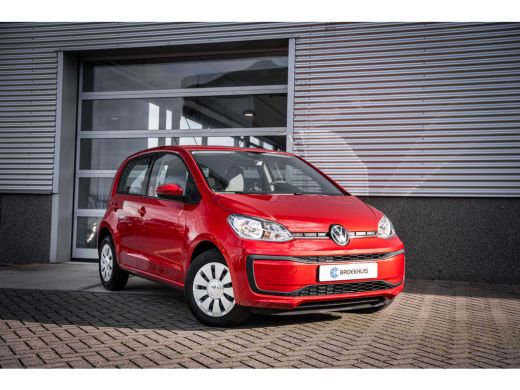 Volkswagen up! 1.0 | Achteruitrijcamera | Airco (automatisch) | Cruise control ActivLease financial lease