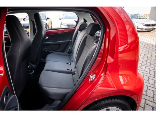 Volkswagen up! 1.0 | Achteruitrijcamera | Airco (automatisch) | Cruise control ActivLease financial lease