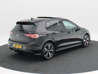 Volkswagen Golf 1.5 eHybrid 272 Pk Automaat GTE | Nieuw Model | Matrix LED | Panoramadak | Head-Up | 360 Camera |...