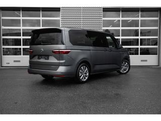 Volkswagen Multivan E-Hybrid 4-Motion | Trekhaak | Travel Assist | Easy open | Verwarmbaar stuur | Art Velours | Vis ...
