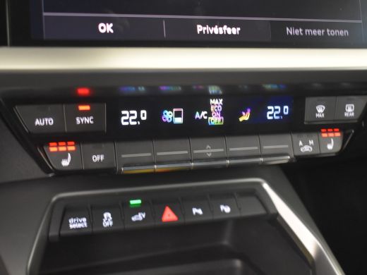 Audi A3 Sportback 40 TFSI e Advanced S-Line l Lederen bekleding l Digital Dash l Stoelverwarming l 18" l ... ActivLease financial lease