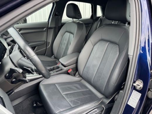 Audi A3 Sportback 40 TFSI e Advanced S-Line l Lederen bekleding l Digital Dash l Stoelverwarming l 18" l ... ActivLease financial lease