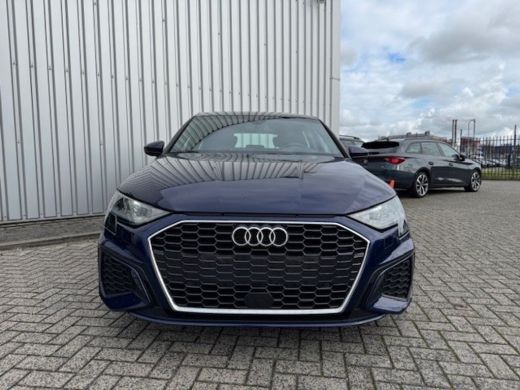 Audi A3 Sportback 40 TFSI e Advanced S-Line l Lederen bekleding l Digital Dash l Stoelverwarming l 18" l ... ActivLease financial lease