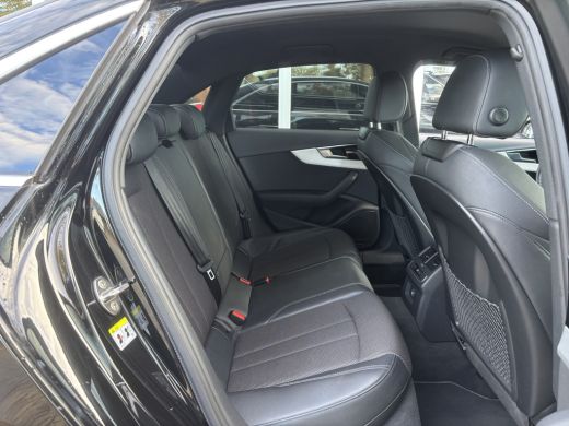 Audi A4 Limousine 35 TFSI Launch edition Sport | S Line | Virtual Cockpit | Automaat | Cruise ActivLease financial lease