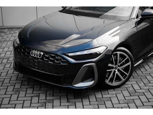 Audi A5 Limousine S edition | Adaptive cruise control | Aluminium optiek in het interieur | Audi smartpho... ActivLease financial lease