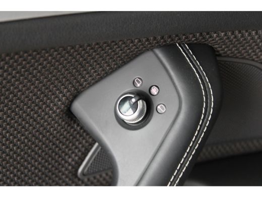 Audi A6 Avant 2.0 TFSI Advance Sport | S-line | Panoramadak | Stoelverwarming | Navigatie full map | Acht... ActivLease financial lease