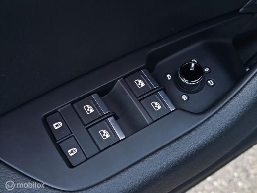 Audi A6 Limousine 50 TFSI e quattro S edition Panorama/HUD/Nightvision ActivLease financial lease