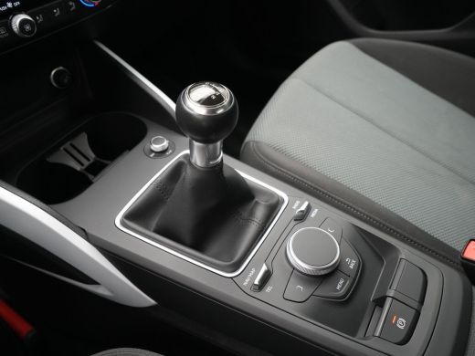 Audi Q2 30 TFSI 115pk Pro Line Navigatie Clima Cruise Pdc 188 ActivLease financial lease