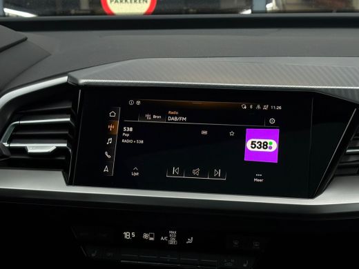 Audi Q4 e-tron 35 Launch edition Advanced Plus 55 kWh | Elektrisch glazen panorama-dak | Navigatiesysteem full m... ActivLease financial lease