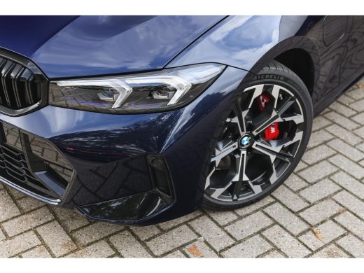 BMW 3 Serie Touring 330e High Executive M Sport Automaat / Panoramadak / Trekhaak / Sportstoelen / Adaptieve ... ActivLease financial lease