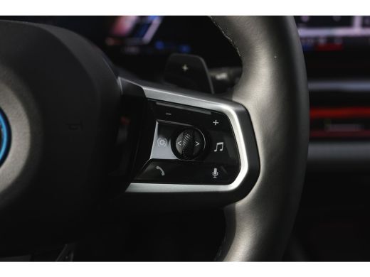 BMW 5 Serie Touring 550e xDrive M Sport Automaat / Panoramadak / Trekhaak / Adaptief onderstel professional /... ActivLease financial lease