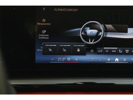 BMW 5 Serie Touring 550e xDrive M Sport Automaat / Panoramadak / Trekhaak / Adaptief onderstel professional /... ActivLease financial lease