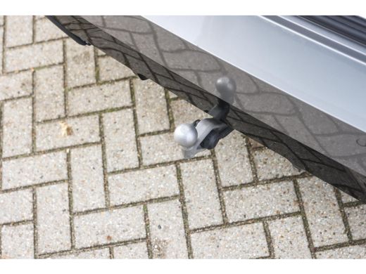 BMW 5 Serie Touring 550e xDrive M Sport Automaat / Panoramadak / Trekhaak / Adaptief onderstel professional /... ActivLease financial lease