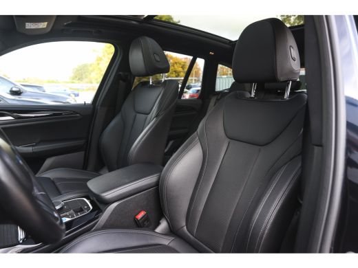 BMW iX3 High Executive / Sportstoelen / Achteruitrijcamera / Adaptieve LED / Stoelverwarming / Live Cockp... ActivLease financial lease