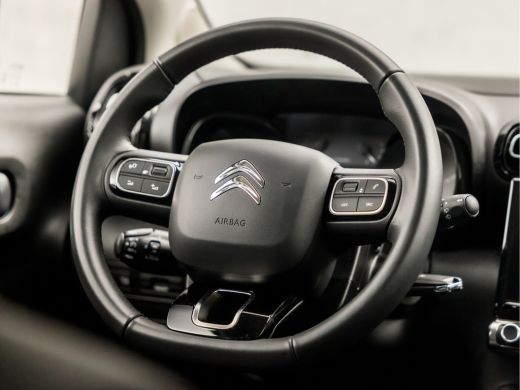 Citroën C3 Aircross 1.2 PureTech Max Sport (APPLE CARPLAY, GROOT NAVI, CRUISE, GETINT GLAS, SPORTSTOELEN, LM VELGEN, ... ActivLease financial lease