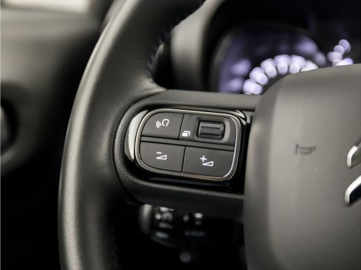 Citroën C3 Aircross 1.2 PureTech Max Sport (APPLE CARPLAY, GROOT NAVI, CRUISE, GETINT GLAS, SPORTSTOELEN, LM VELGEN, ... ActivLease financial lease