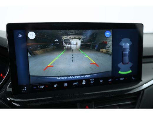 Ford Focus 1.0 EcoBoost Hybrid ST Line X | Panoramadak | Adaptive Cruise| Stoel-/Stuurverwarming | Camera | ... ActivLease financial lease